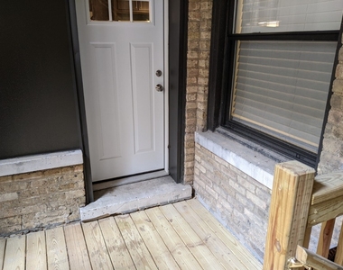1143 Maple - Photo Thumbnail 7