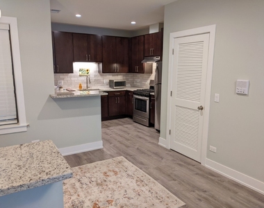 1143 Maple - Photo Thumbnail 3