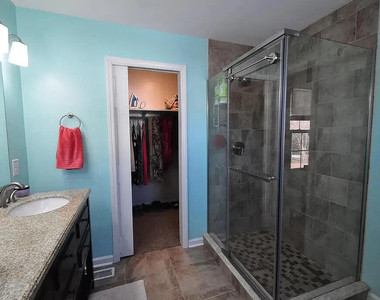 2824 Crestline Avenue - Photo Thumbnail 15