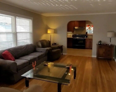 2824 Crestline Avenue - Photo Thumbnail 6