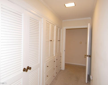 706 Smedes Place - Photo Thumbnail 12