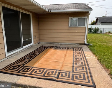33 Twisting Lane - Photo Thumbnail 25