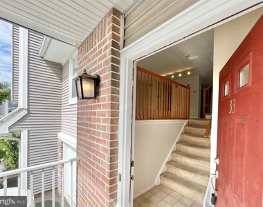 33 Ketley Place - Photo Thumbnail 2