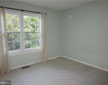 33 Ketley Place - Photo Thumbnail 11