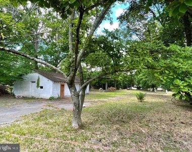 378 Eggerts Crossing Road - Photo Thumbnail 22