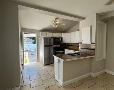 1222 Genesee Street - Photo Thumbnail 3