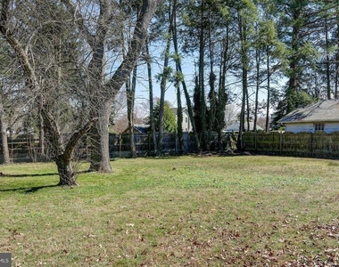 907 Norway Street - Photo Thumbnail 4