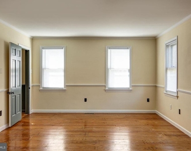 907 Norway Street - Photo Thumbnail 10