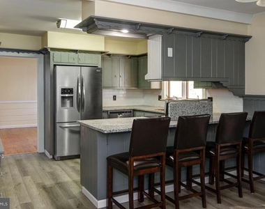 907 Norway Street - Photo Thumbnail 21
