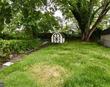 1711 Brentwood Place - Photo Thumbnail 16