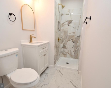 1711 Brentwood Place - Photo Thumbnail 14