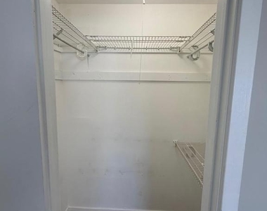 2202 Sandra Road - Photo Thumbnail 13