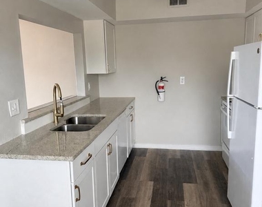 2202 Sandra Road - Photo Thumbnail 8