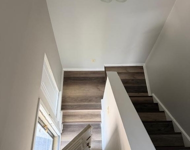 2202 Sandra Road - Photo Thumbnail 3