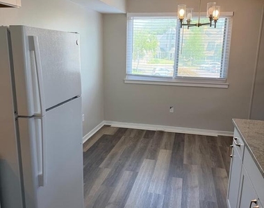 2202 Sandra Road - Photo Thumbnail 9