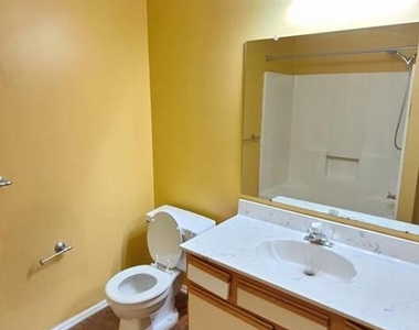 166 Winstead Drive - Photo Thumbnail 10