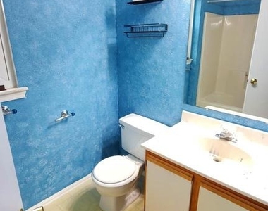 166 Winstead Drive - Photo Thumbnail 14