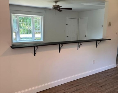 914 W Summer Road - Photo Thumbnail 5
