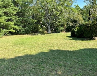 914 W Summer Road - Photo Thumbnail 2
