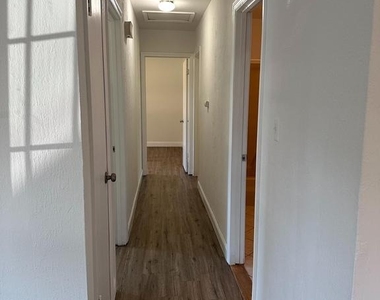 914 W Summer Road - Photo Thumbnail 9