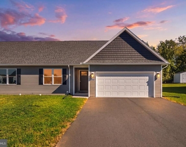 13876 Patriot Way - Photo Thumbnail 8