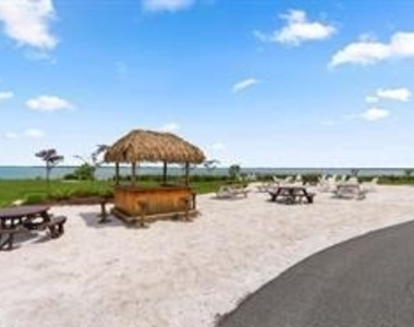 190 Harrier Way - Photo Thumbnail 8