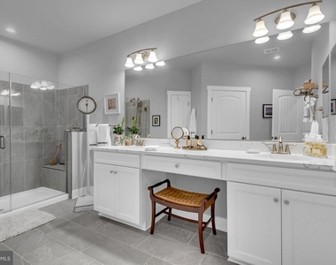 190 Harrier Way - Photo Thumbnail 41