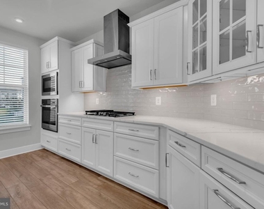190 Harrier Way - Photo Thumbnail 32