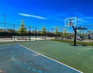 190 Harrier Way - Photo Thumbnail 12