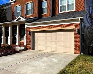 12912 Brickyard Boulevard - Photo Thumbnail 2