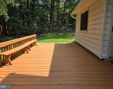 111 Tamarisk Court - Photo Thumbnail 44
