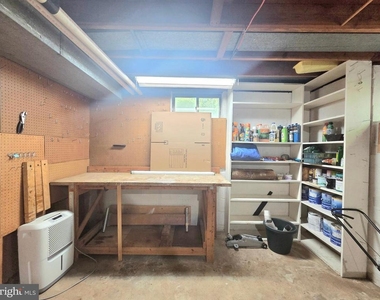111 Tamarisk Court - Photo Thumbnail 40