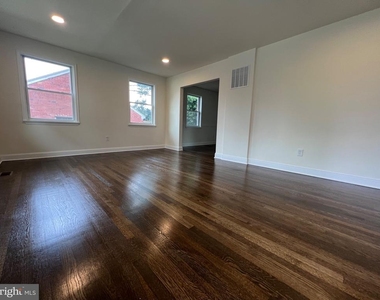 3420 25th Avenue - Photo Thumbnail 1