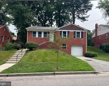 3420 25th Avenue - Photo Thumbnail 11
