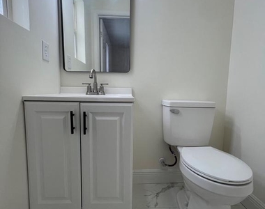 3420 25th Avenue - Photo Thumbnail 8