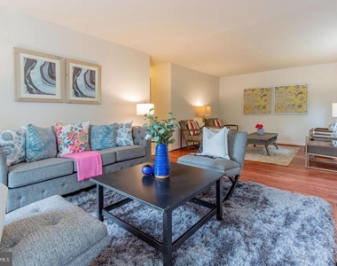 2024 Evansdale Drive - Photo Thumbnail 4