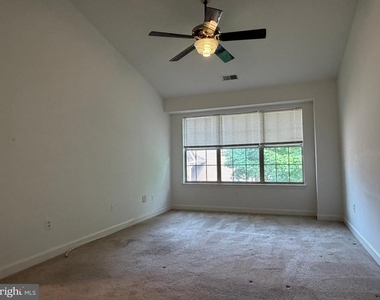 5911 Barbados Place - Photo Thumbnail 13