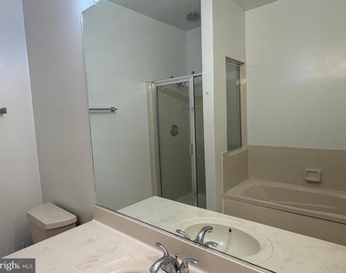 5911 Barbados Place - Photo Thumbnail 16