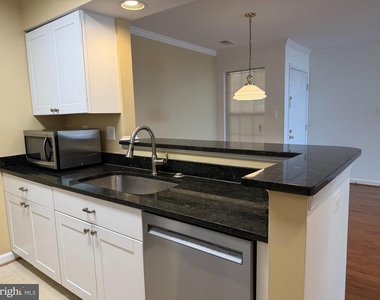 5911 Barbados Place - Photo Thumbnail 7