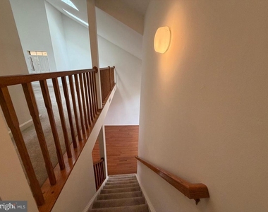 5911 Barbados Place - Photo Thumbnail 32