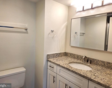 15107 Interlachen Drive - Photo Thumbnail 9
