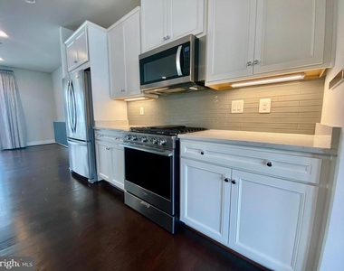 5135 Longstone Way - Photo Thumbnail 19