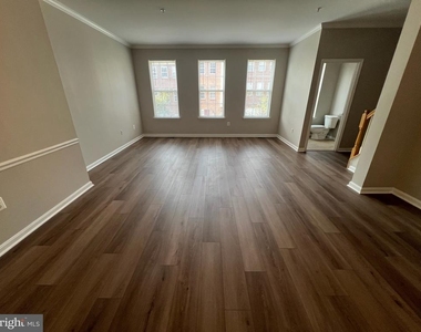 18023 Calabar Drive - Photo Thumbnail 8