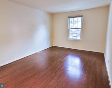 13 Pickering Court - Photo Thumbnail 16