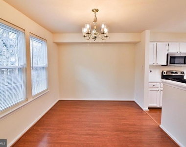 13 Pickering Court - Photo Thumbnail 5