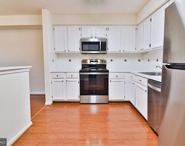 13 Pickering Court - Photo Thumbnail 12