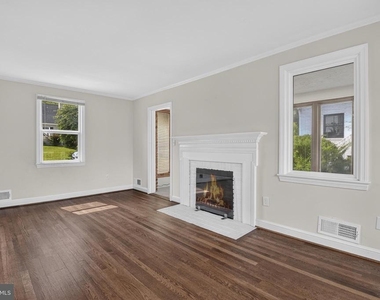 7823 Marion Lane - Photo Thumbnail 4