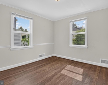 7823 Marion Lane - Photo Thumbnail 11