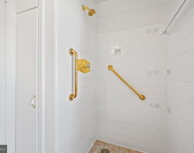 5206 Western Avenue - Photo Thumbnail 28
