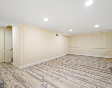 5206 Western Avenue - Photo Thumbnail 32